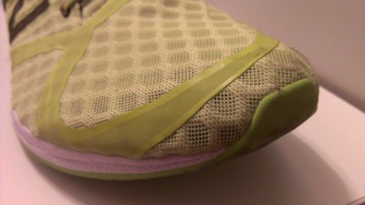 Mesh très aéré et bande de renfort